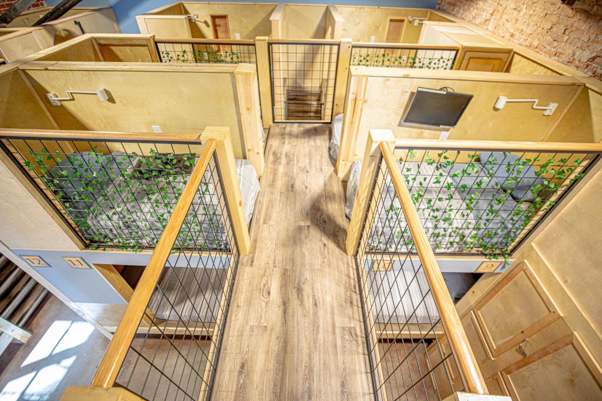 Social Stays - Santa Barbara'S First Hostel On State Street 외부 사진