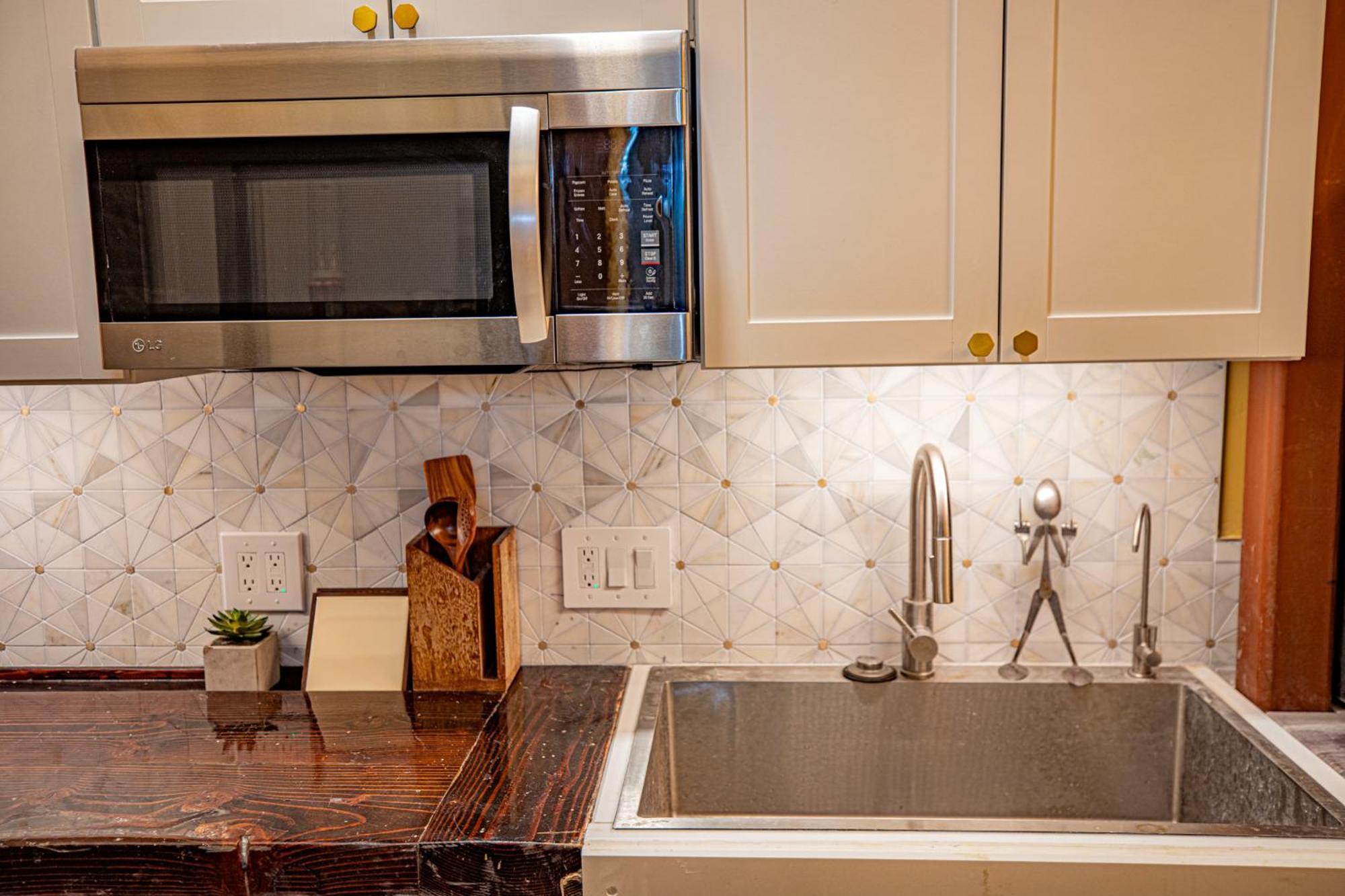 Social Stays - Santa Barbara'S First Hostel On State Street 외부 사진